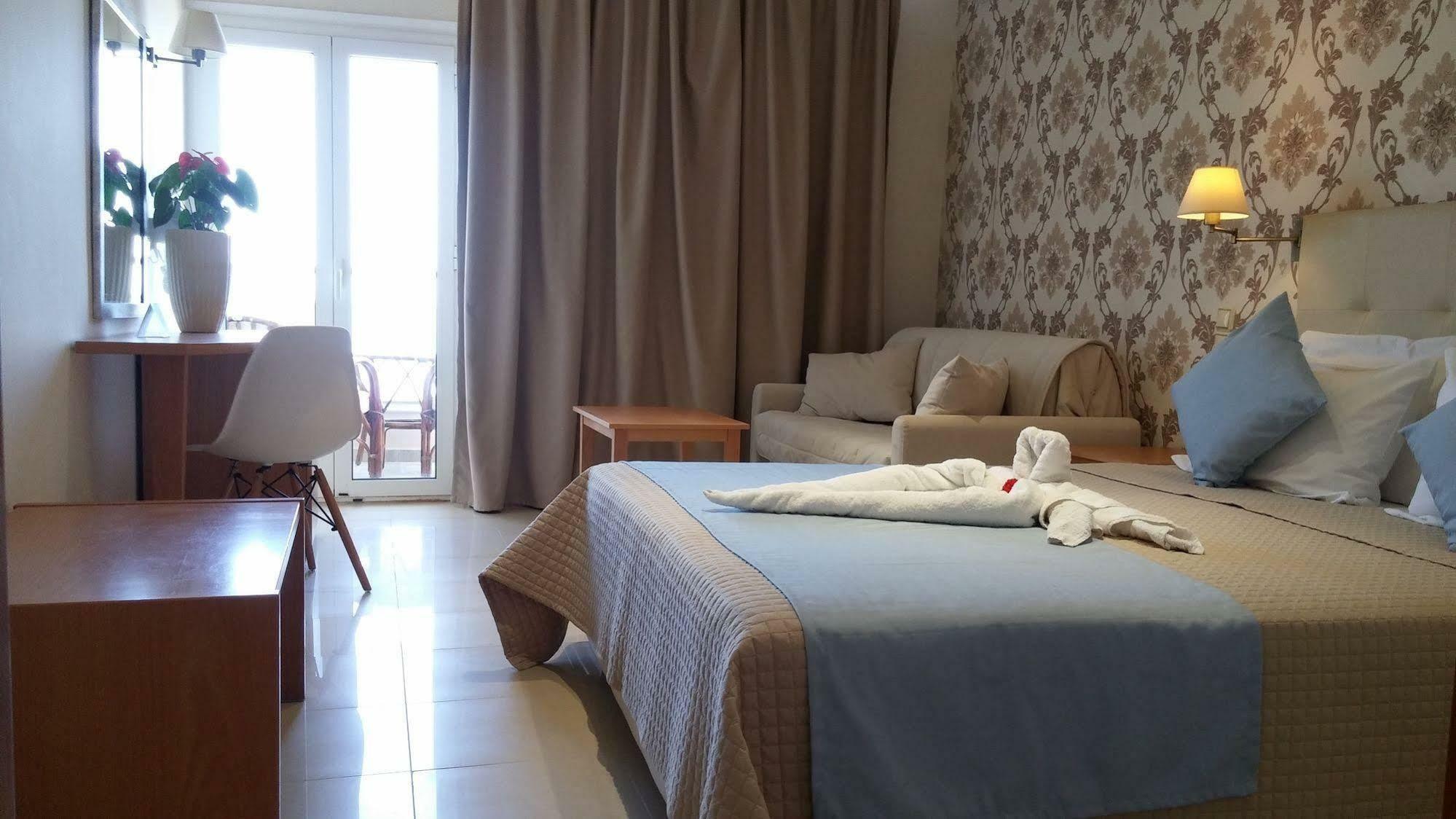 Themis Beach Hotel Kokkini Hani Esterno foto